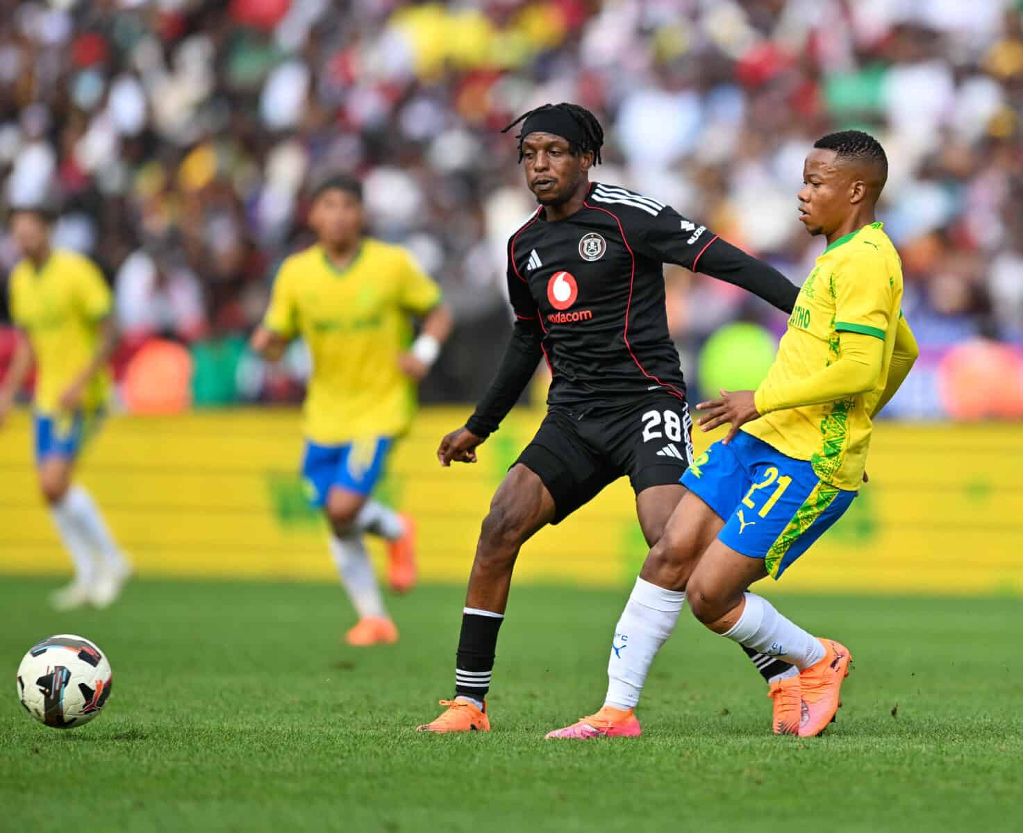 Football - Betway Premiership 2025/26 - Mamelodi Sundowns v Orlando Pirates - Loftus Stadium