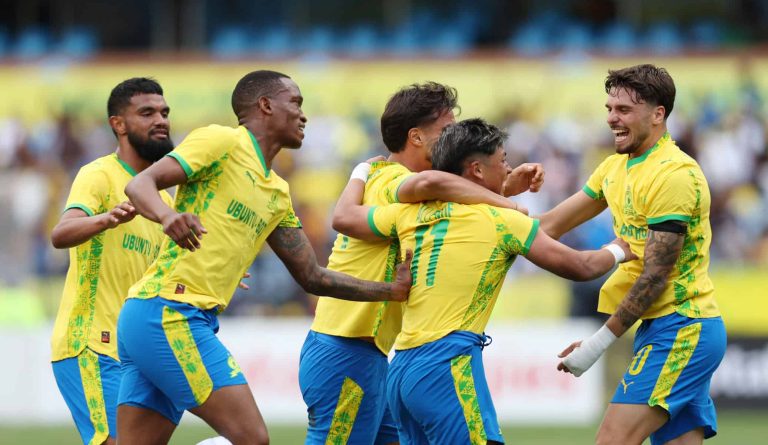 Football - CAF Champions League 2025/26 - Mamelodi Sundowns v Saint Eloi Lupopo - Loftus Versfeld Stadium - Pretoria