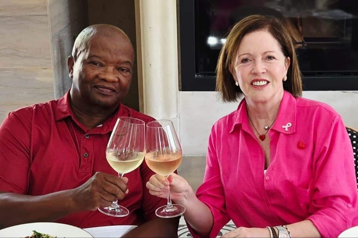 202511Bantu-Holomisa-and-Carolyn-Steyn
