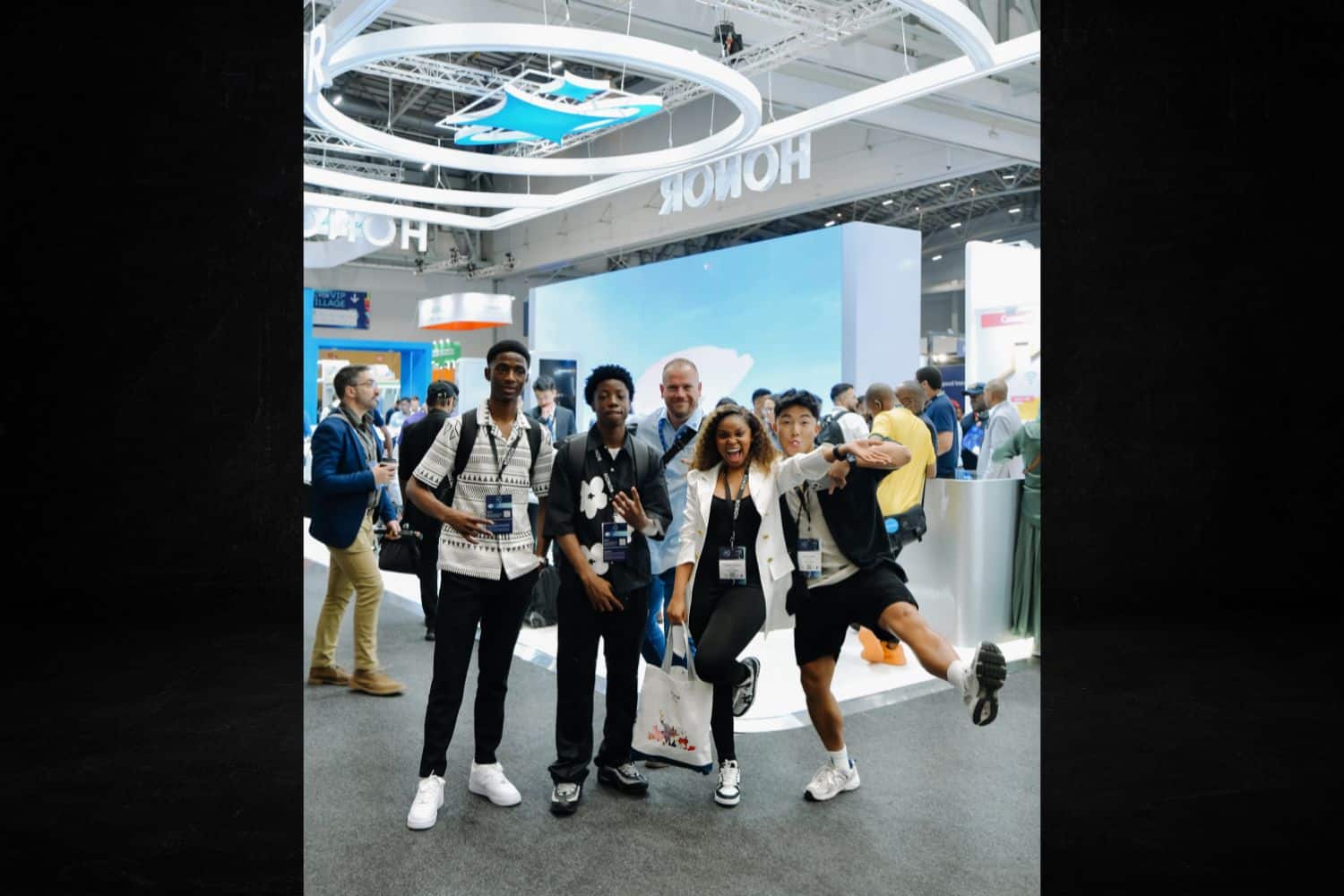 202511Copy-of-copy-of-citizen-image-template