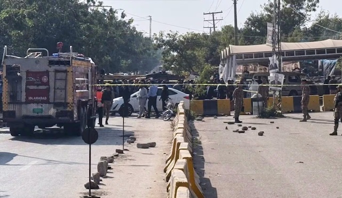 202511Deadly-Suicide-Blast-Near-Islamabad-Court-Kills-12-Injures-27-Amid-Rising-Extremist-Tensions