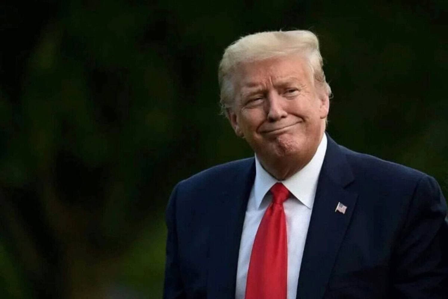 202511Donald-Trump-Americaa-1200x800-1