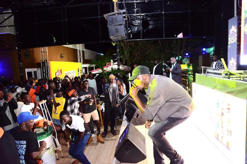 202511Free-Boy-on-stage