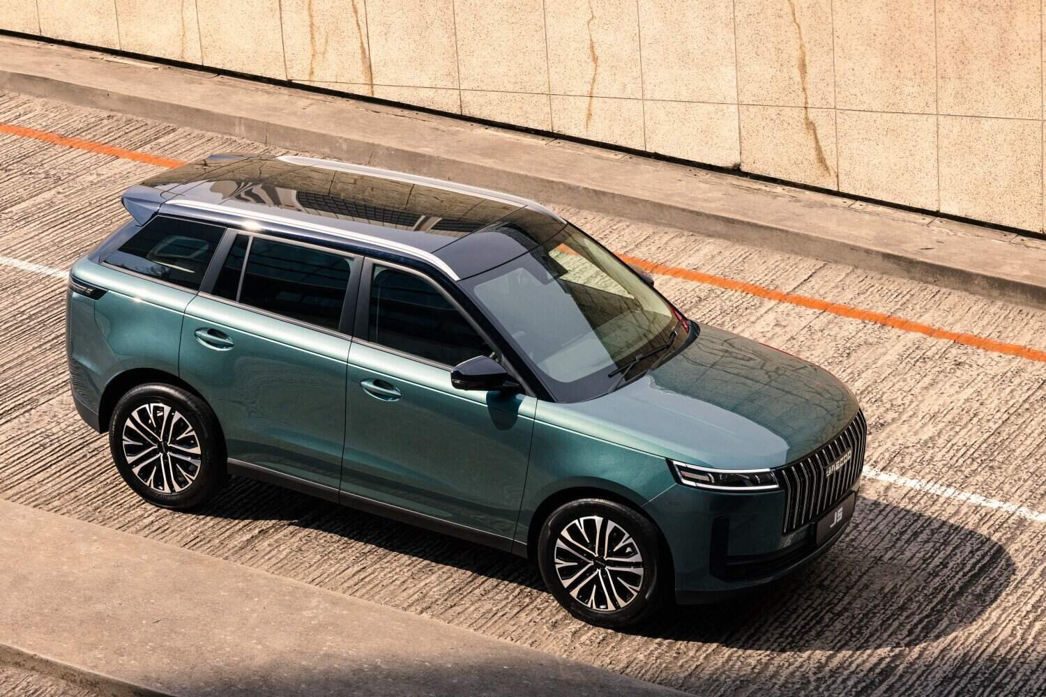 202511Jaecoo-J5-Front