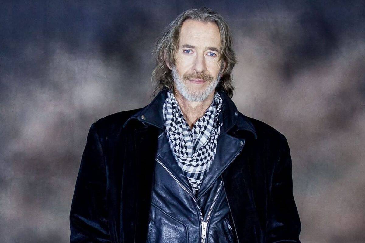 202511Jonathan-Pienaar-death