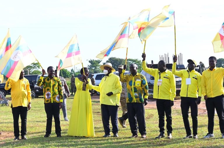 202511Museveni-with-Acholi-and-Lango-leaders