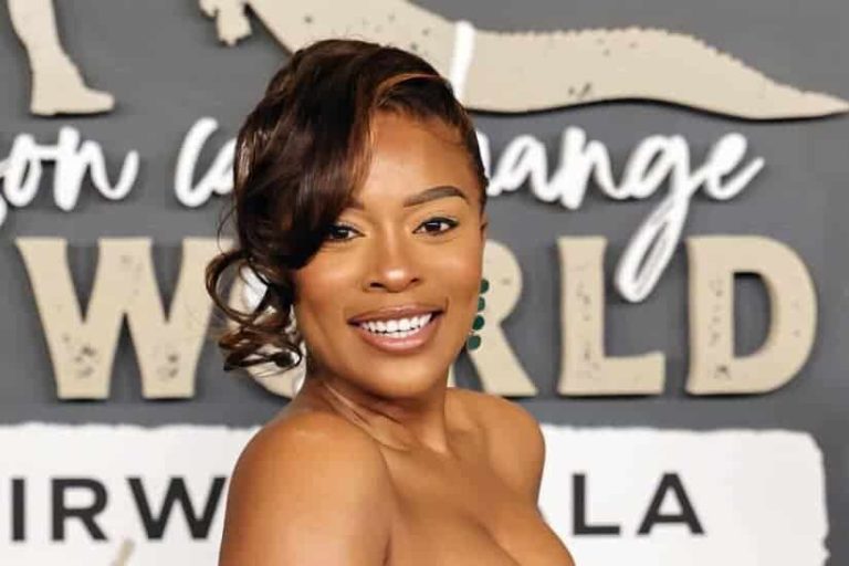 202511Nomzamo-Mbatha-825x550-1