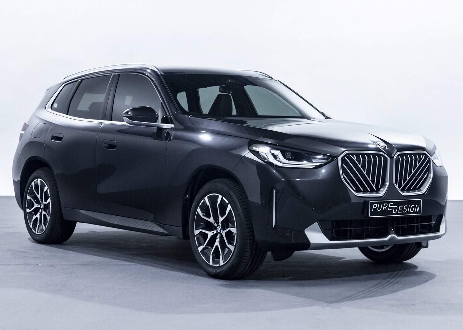 202511P90623829_highRes_bmw-x3-20-pure-desig