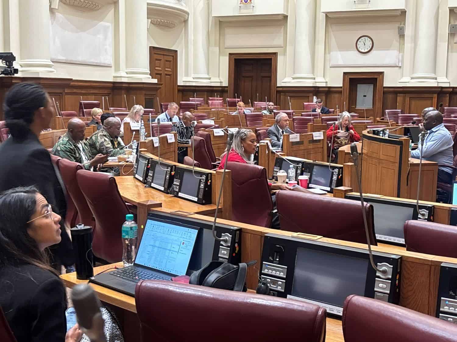 202511Parliament-on-Mary