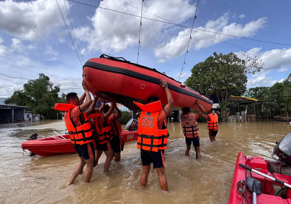 PHILIPPINES-TYPHOON-WEATHER-FLOOD