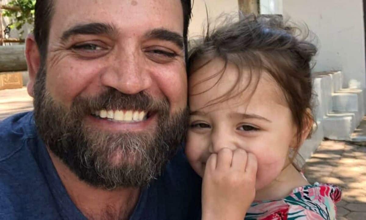 202511Warren-and-Ame-Green