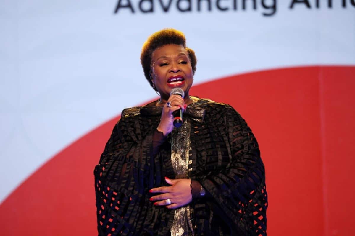 202511Yvonne-Chaka-Chaka-Awards