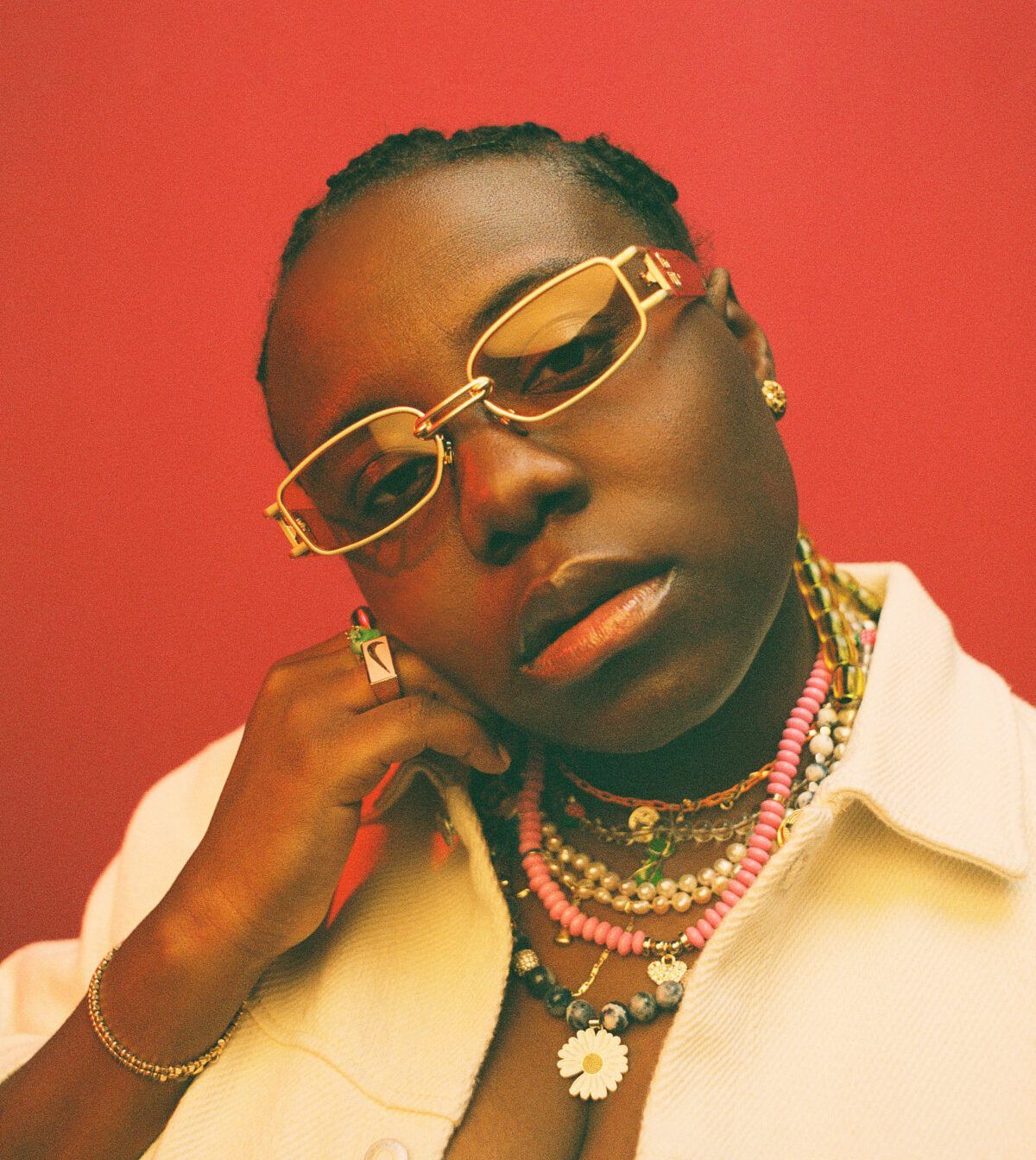 COLORSxSTUDIOS_AnnouncePic_Teni-1200x1600-1-e1717067699751