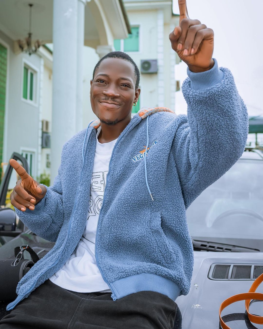 DJ-Chicken-drags-Seyi-Vibez-for-sending-him-small-money
