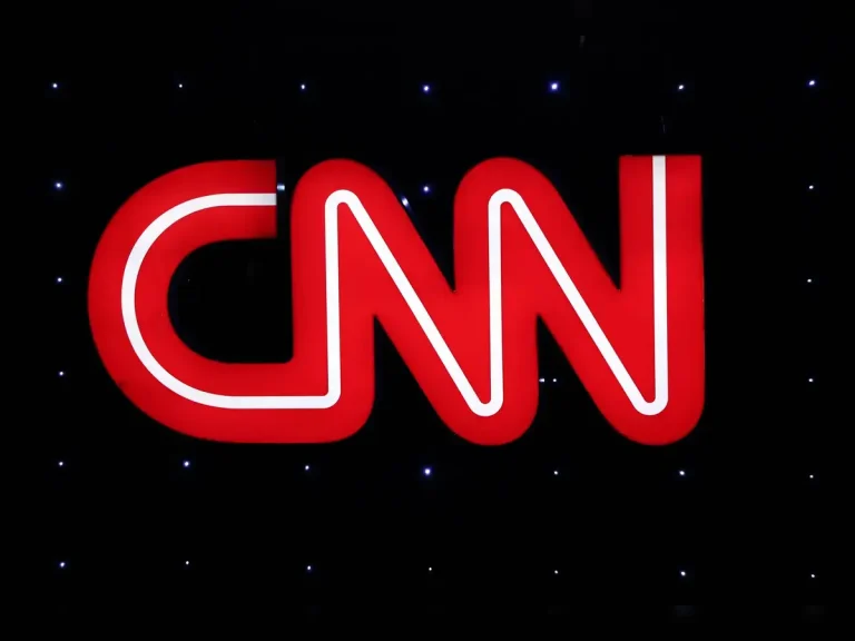 cnn-pulls-stories-from-apple-news-feed-semafor