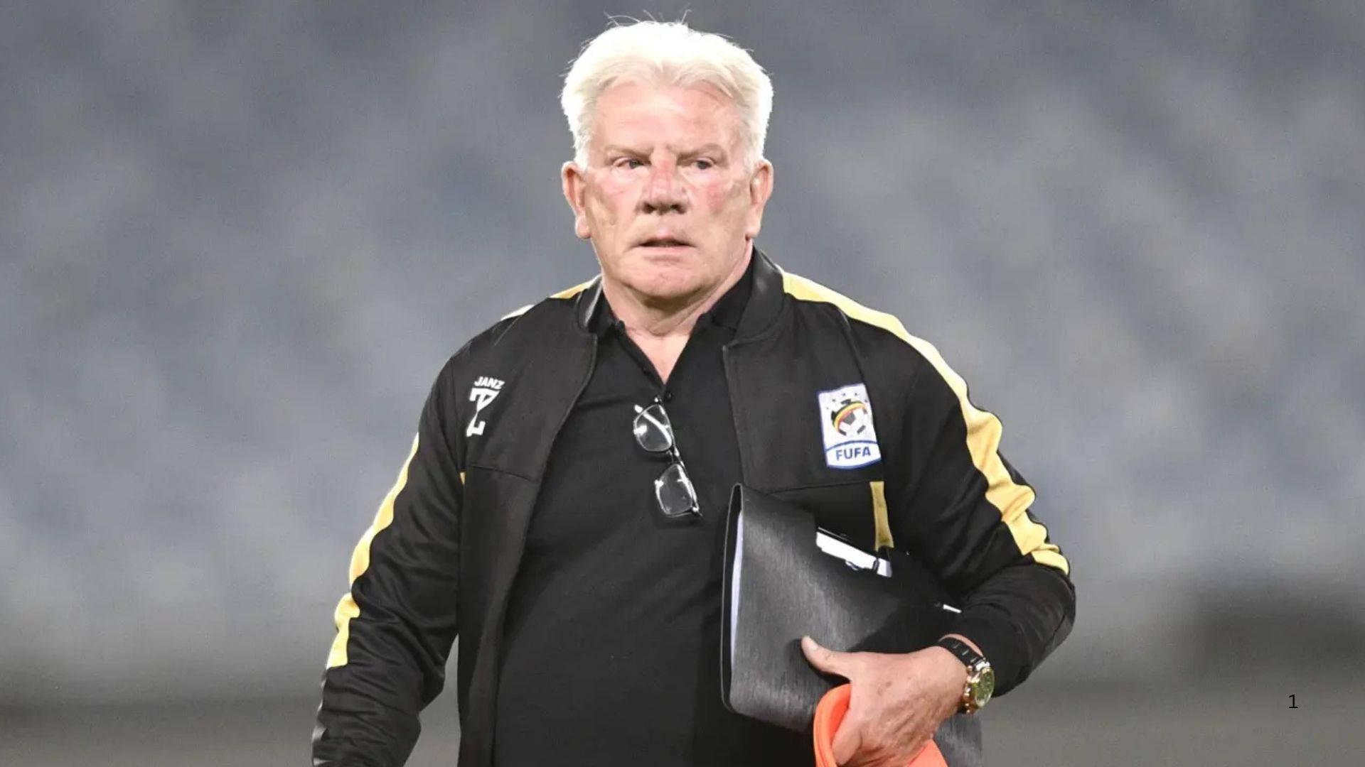 1ff617f7-0d25-469c-8419-ccf10db9c687-1