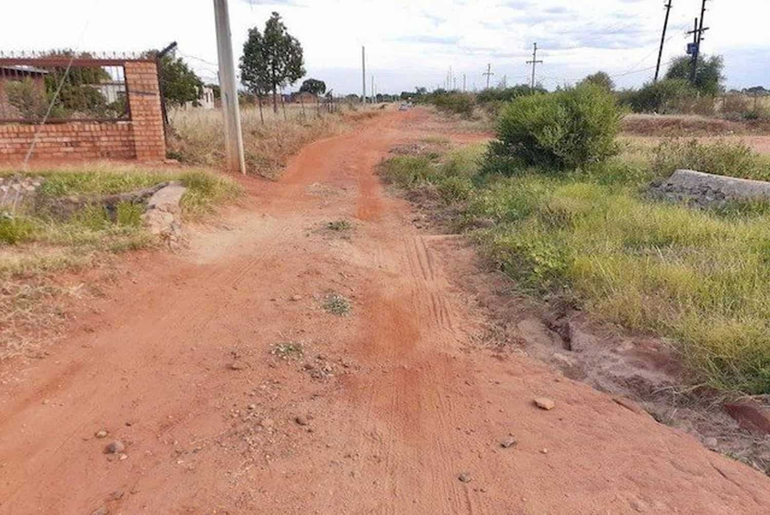202203limpopo_road_extra_large