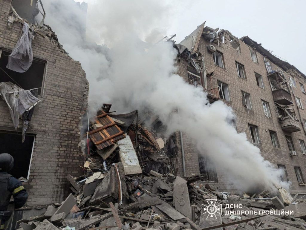 2024-11-11T105751Z_898753035_RC2Y2BAVNK2A_RTRMADP_3_UKRAINE-CRISIS-ATTACK-KRYVYI-RIH-1024x770-1-1