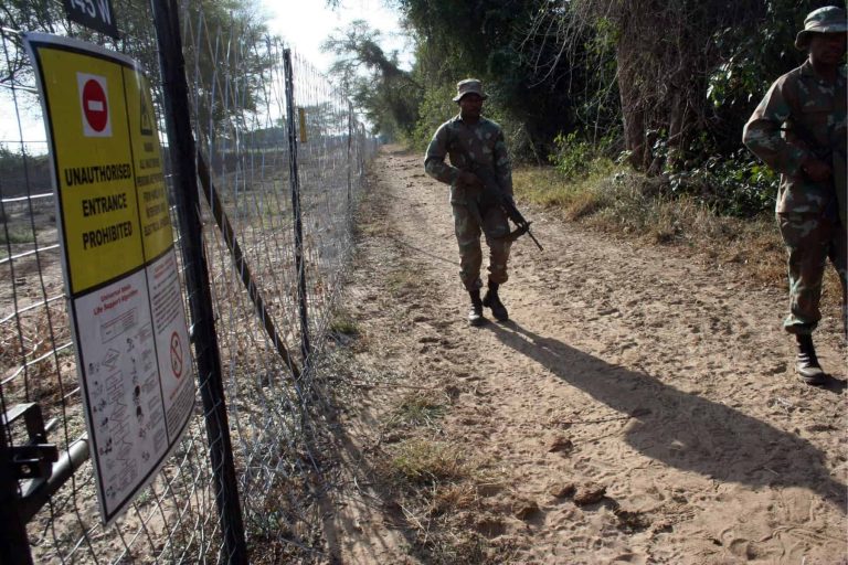 SADF at Zim border