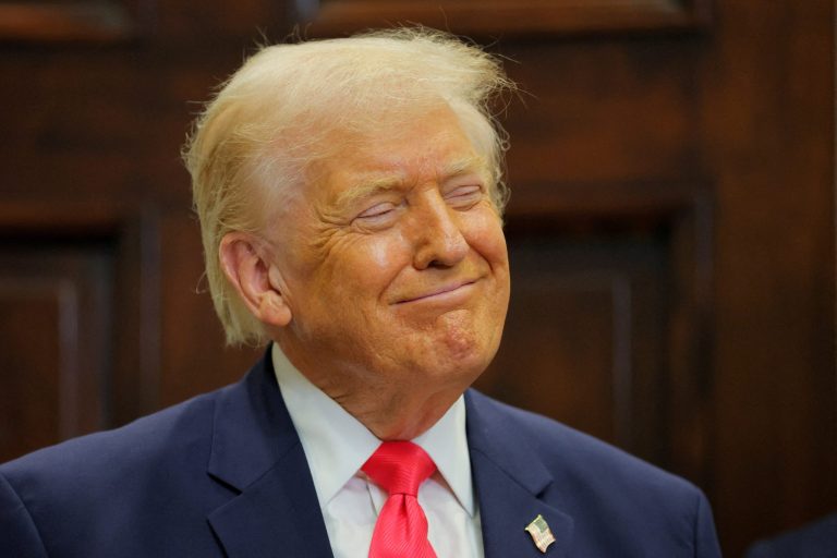 2025122025-12-04T000522Z_646243459_RC2K8IARO15D_RTRMADP_3_USA-TRUMP-ACCOUNTS-scaled-1