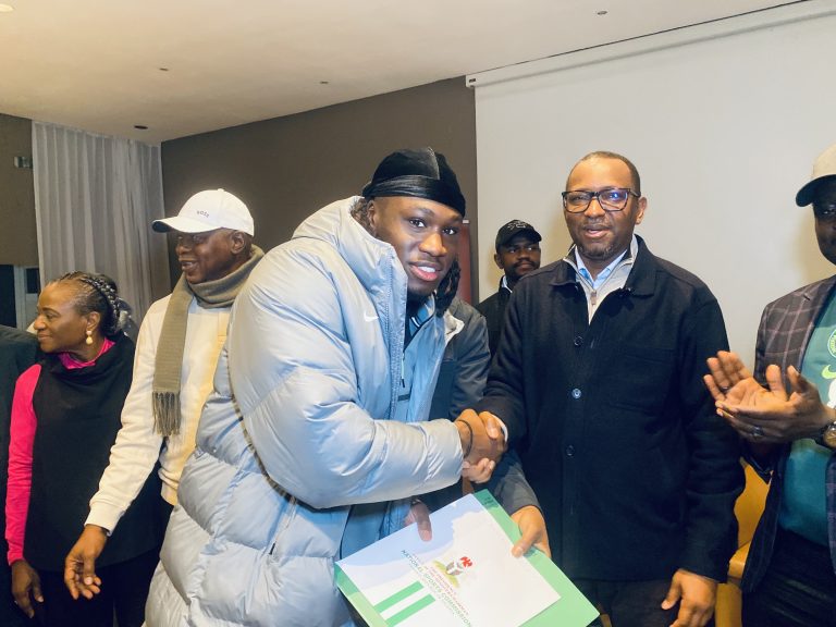 202512Dikko-presenting-to-defender-Calvin-Bassey