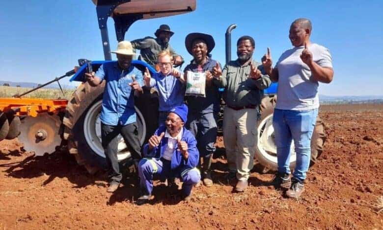 202512Mbongeni-Skhakhane