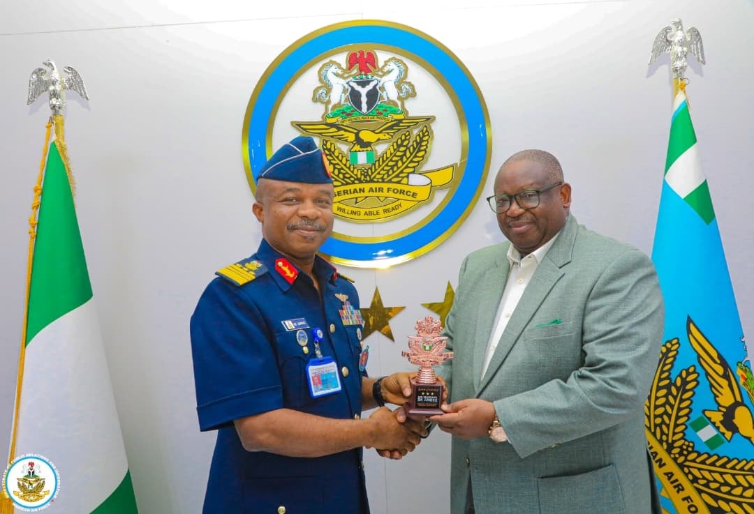 202512Mutfwang-Partnership-with-Nigerian-Air-Force-1