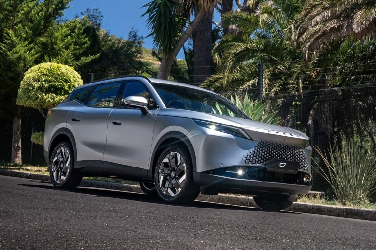 202512Omoda-C7-Front