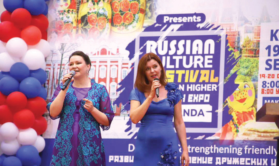 202512Russian-artists-at-the-festival