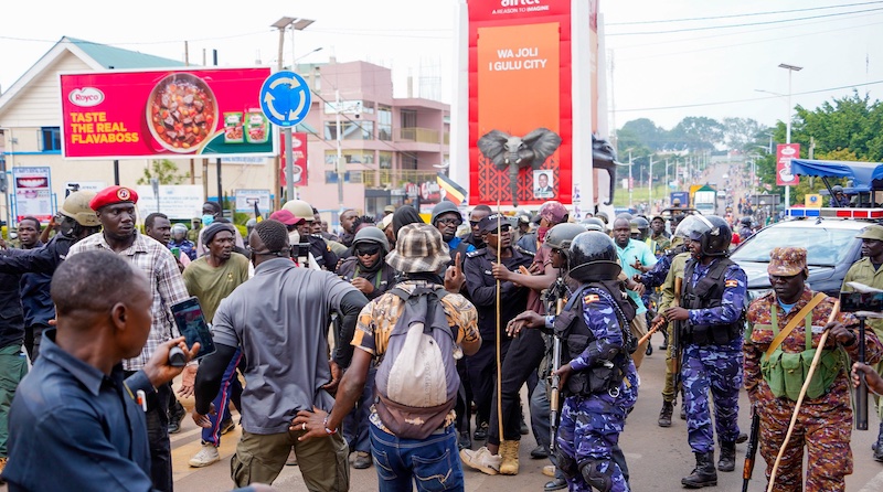 202512Security-attack-Bobi-Wine-in-Gulu