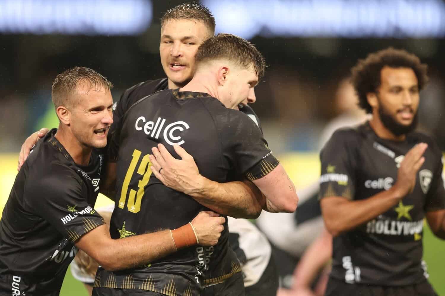 202512Sharks-celebrate-1