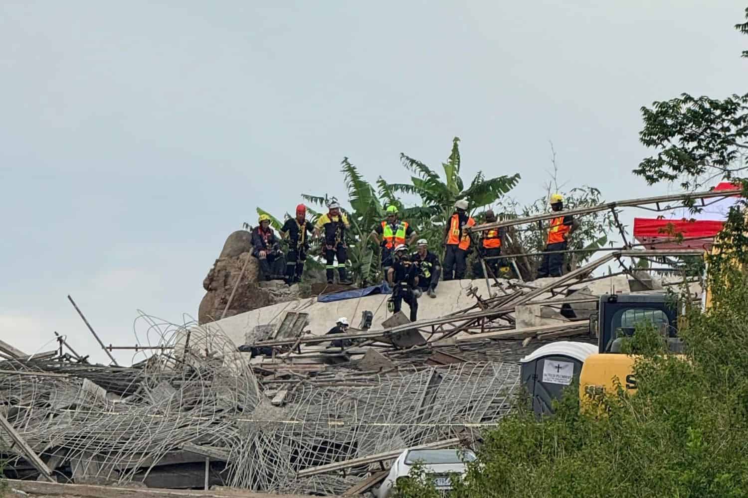 202512Verulam-temple-building-collapse-KZN-eThekwini