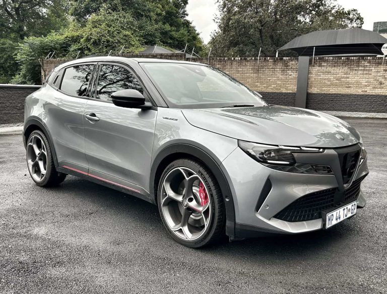 202512alfa-romeo-junior-front-1