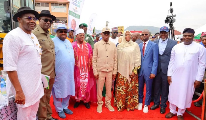 202512umbrella-of-Karu-Gbagi-Development-Association-KAGBADADemands-Relocation-Of-Abattoir-Resuscitation-Of-Karu-General-Hospital-Honours-Wike