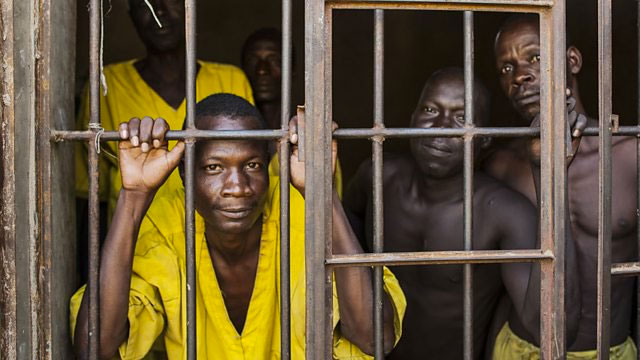 201905Prisoners-in-a-cell-in-Uganda