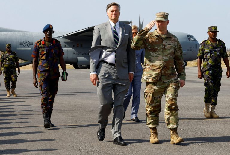 2026012026-01-29T183223Z_1336587528_RC20BJA94DAP_RTRMADP_3_USA-KENYA-MILITARY-scaled-1