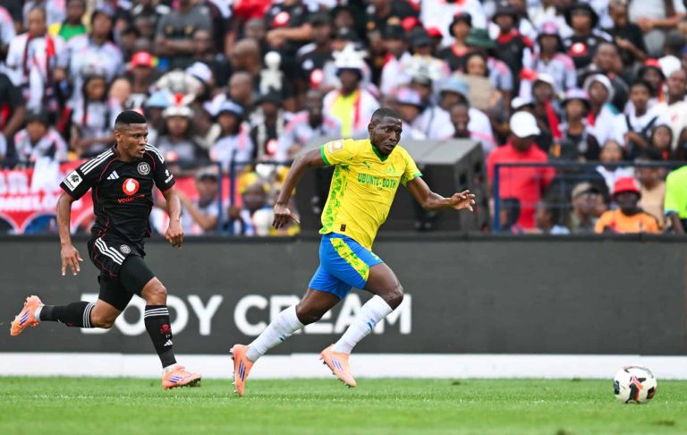 Football - Betway Premiership 2025/26 - Mamelodi Sundowns v Orlando Pirates - Loftus Stadium