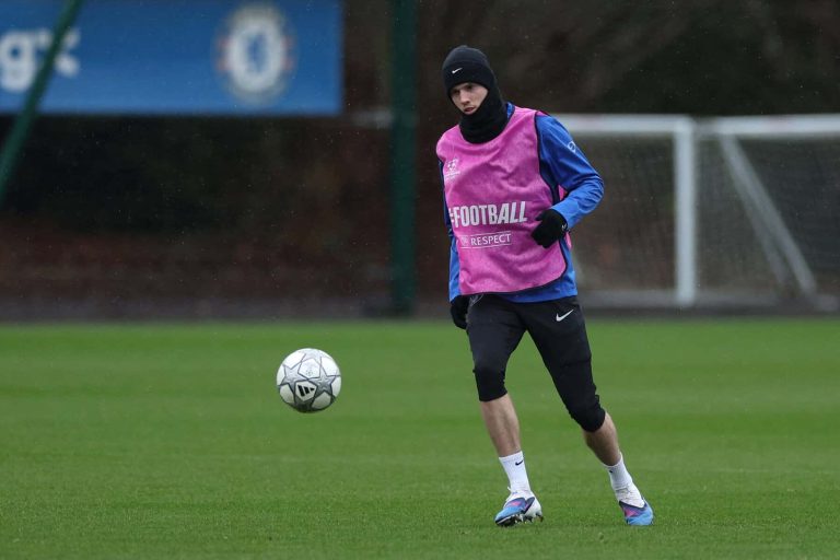 FBL-EUR-C1-CHELSEA-TRAINING