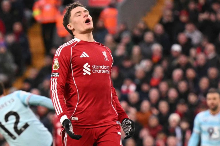 FBL-ENG-PR-LIVERPOOL-BURNLEY