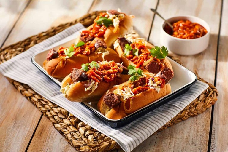 202601KOO_CYP_Emoji-Eats_Wors-Roll