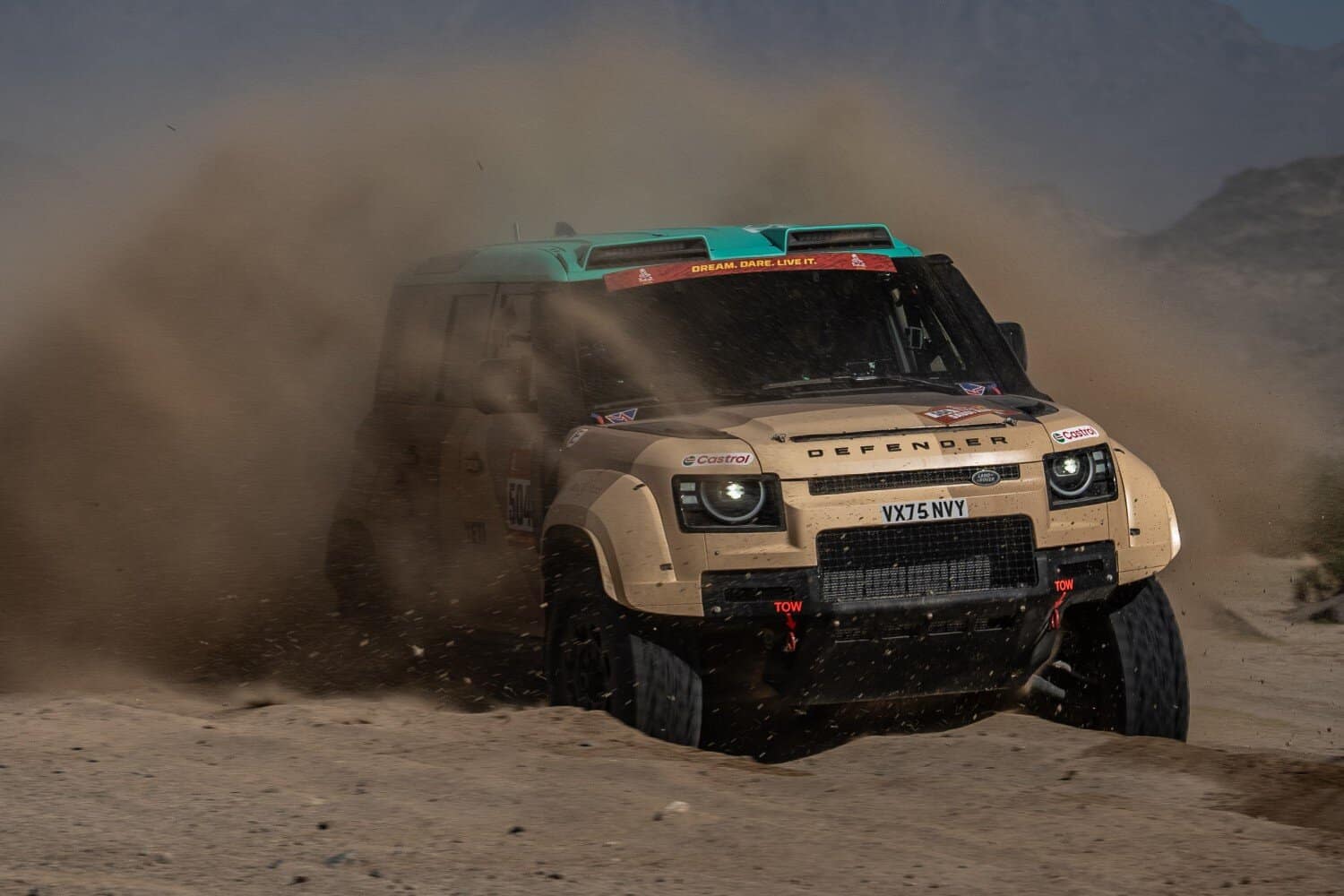 202601Land-Rover-Defender-D7X