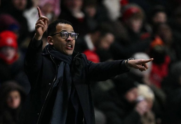 202601Liam-Rosenior-Charlton-Chelsea-FA-CUp