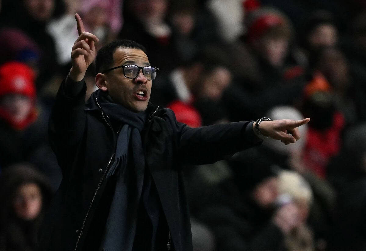 202601Liam-Rosenior-Charlton-Chelsea-FA-CUp