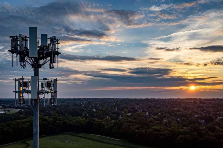 202601Mobile-Network-Tower