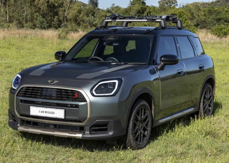 202601P90628013_highRes_mini-countryman-rugg