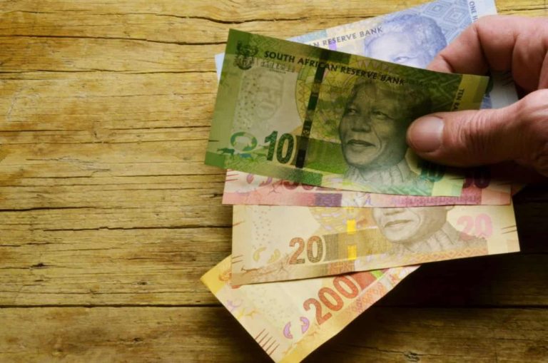 202601Strong-rand-weak-economy