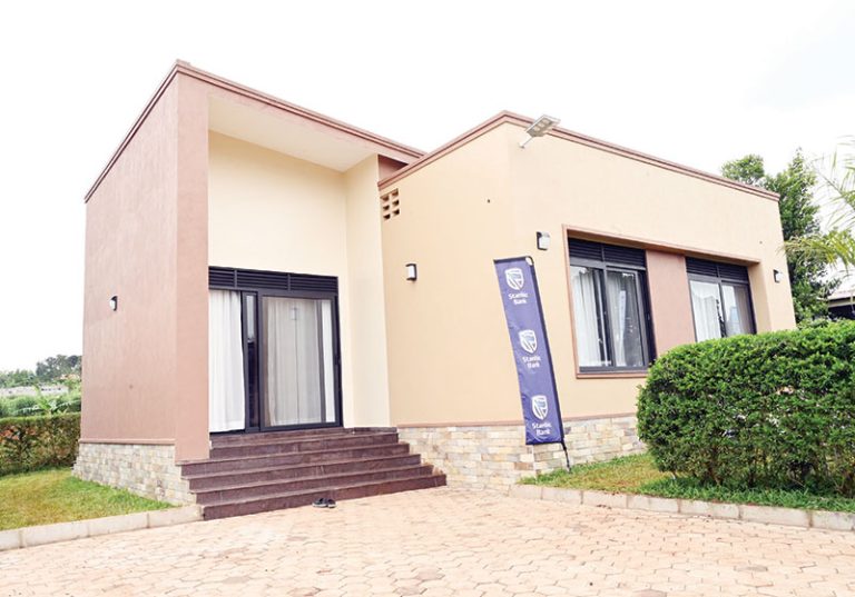 202601Three-bedroom-house-in-La-Velle-estate-Kasanje