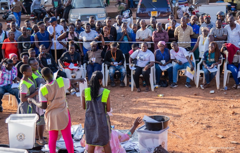 202601Vote-counting-in-Kampala-2026