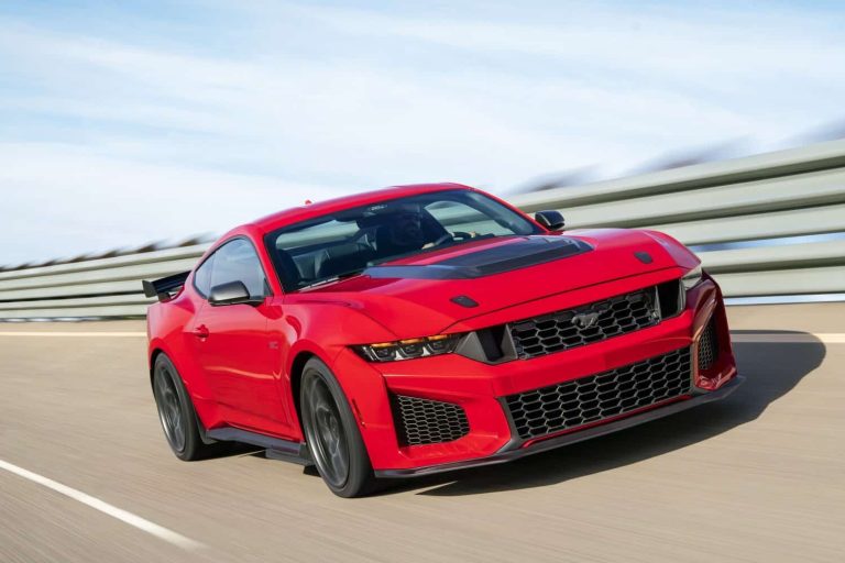 202601ford-mustang-darkhorse-sc-front