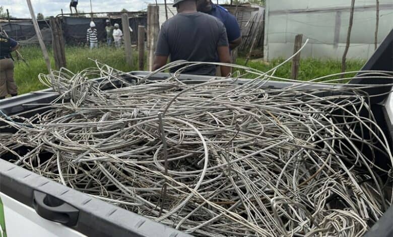 202601illegal-connection-cables